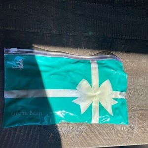 Susie B. Glute Band Workout